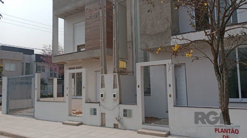 Casa à venda em Canoas - 2 quartos, 2 suítes, 3 banheiros