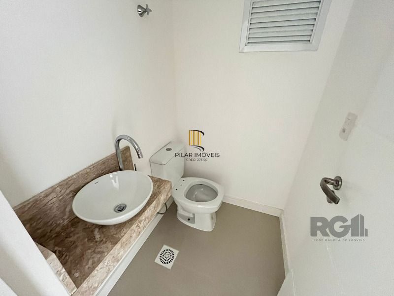 Apartamento para Venda - 300m², 6 dormitórios, sendo 5 suites, 4 vagas - Centro
