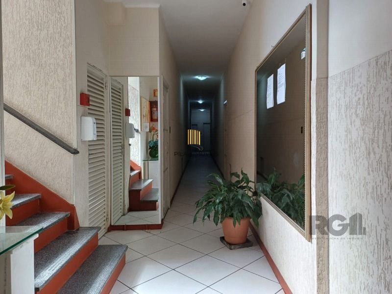Apartamento à venda - 2 quartos -na benjamin constant,  São João - Porto Alegre