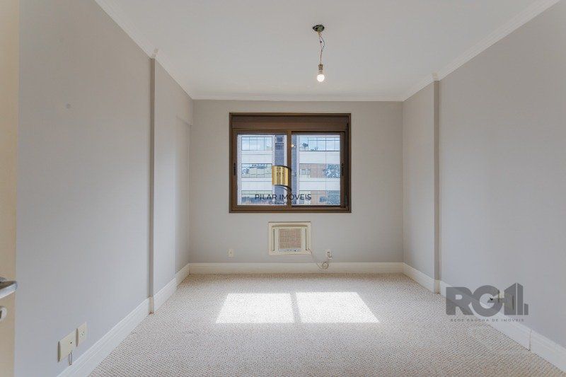 Apartamento para Venda - 279m², 3 dormitórios, sendo 1 suites, 4 vagas - Boa Vista