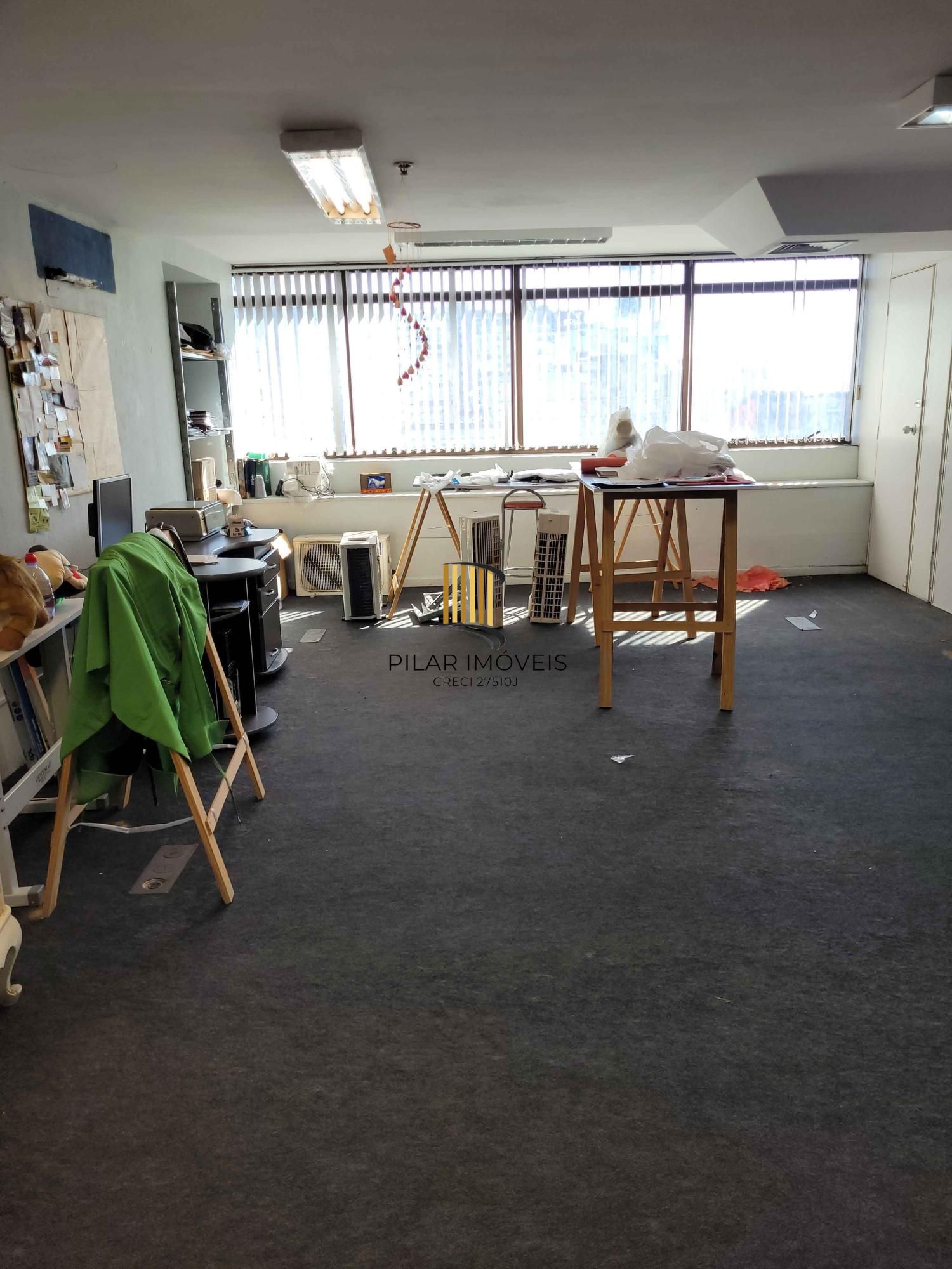 🏢 Conjunto de Salas Comerciais na barros cassal esquina Farrapos