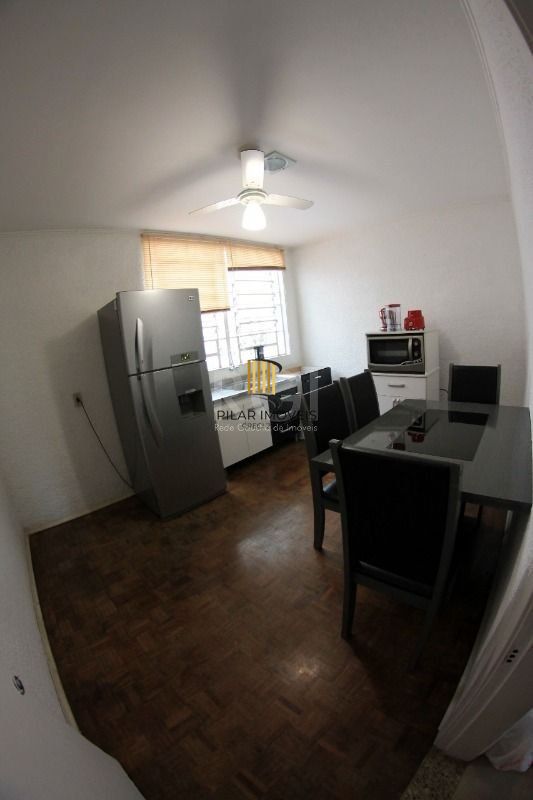 🏢 EXCELENTE APARTAMENTO À VENDA – Av. da Azenha | Porto Alegre