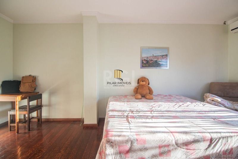 Casa 3 dormitórios no bairro Nonoai