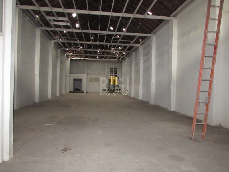 Depósito/Pavilhão para Venda - 330m², 0 dormitórios, 2 vagas - Floresta
