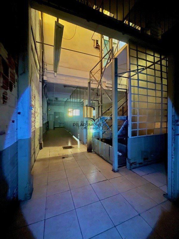 Prédio Comercial no bairro São João
