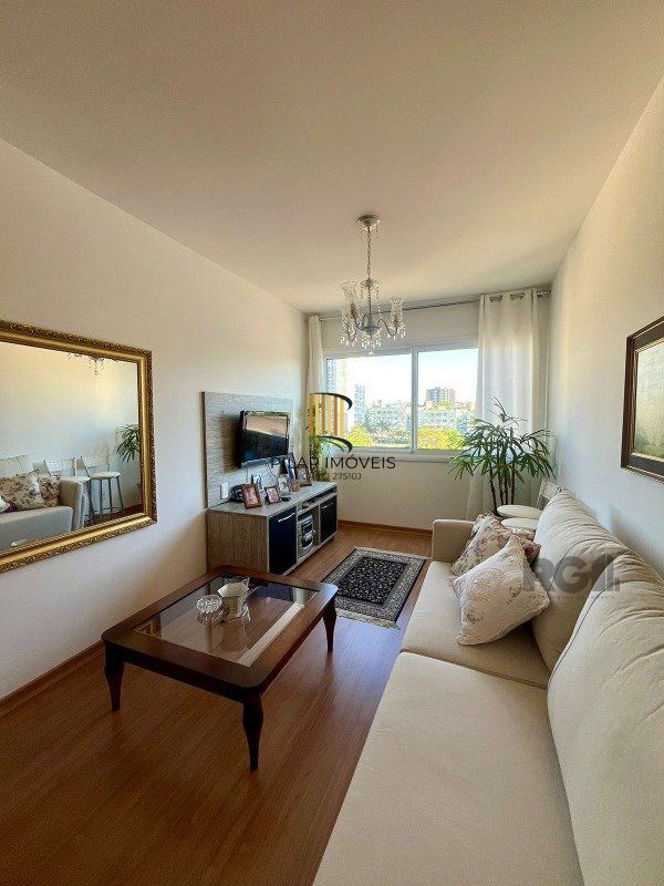 Apartamento para Venda - 58m², 2 dormitórios, sendo 1 suites, 2 vagas - Cristo Redentor