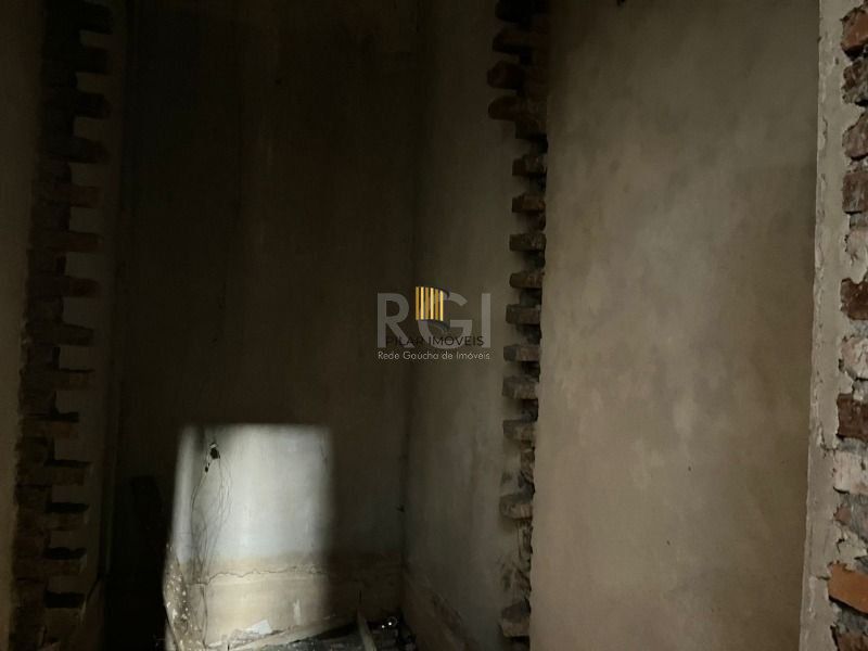 Predio para Venda - 1000m², 3 dormitórios, sendo 1 suites, São João