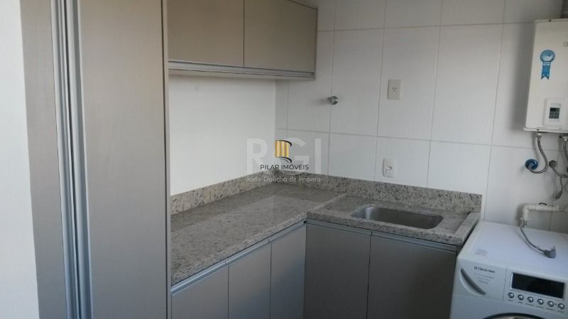 Apartamento para Venda - 82m², 3 dormitórios, sendo 1 suites, 2 vagas - Sarandí