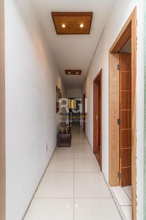 Casa para Venda - 490m², 3 dormitórios, sendo 1 suites, Floresta