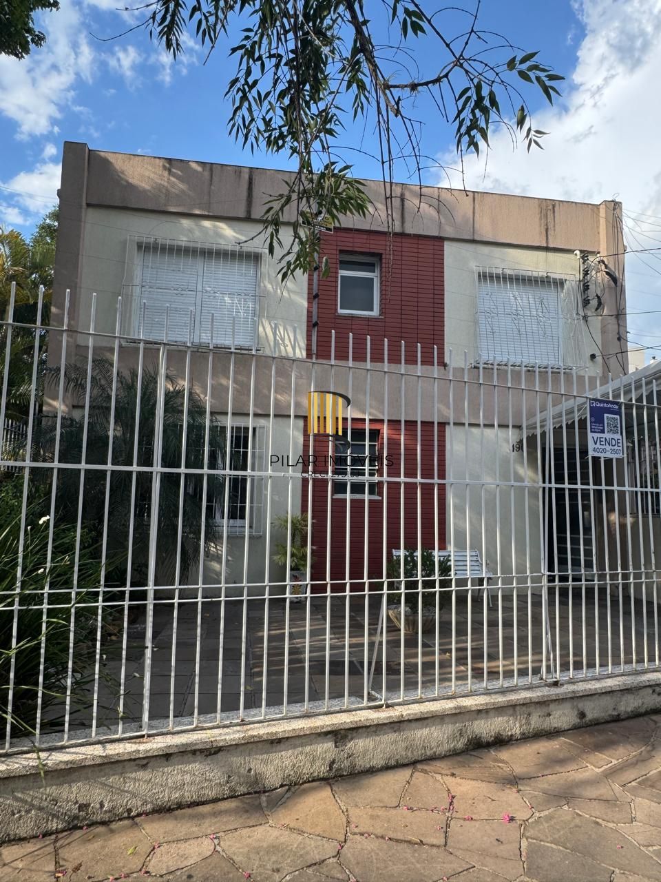 🏢 APARTAMENTO 2 DORMITÓRIOS – SILENCIOSO & CONFORTÁVEL