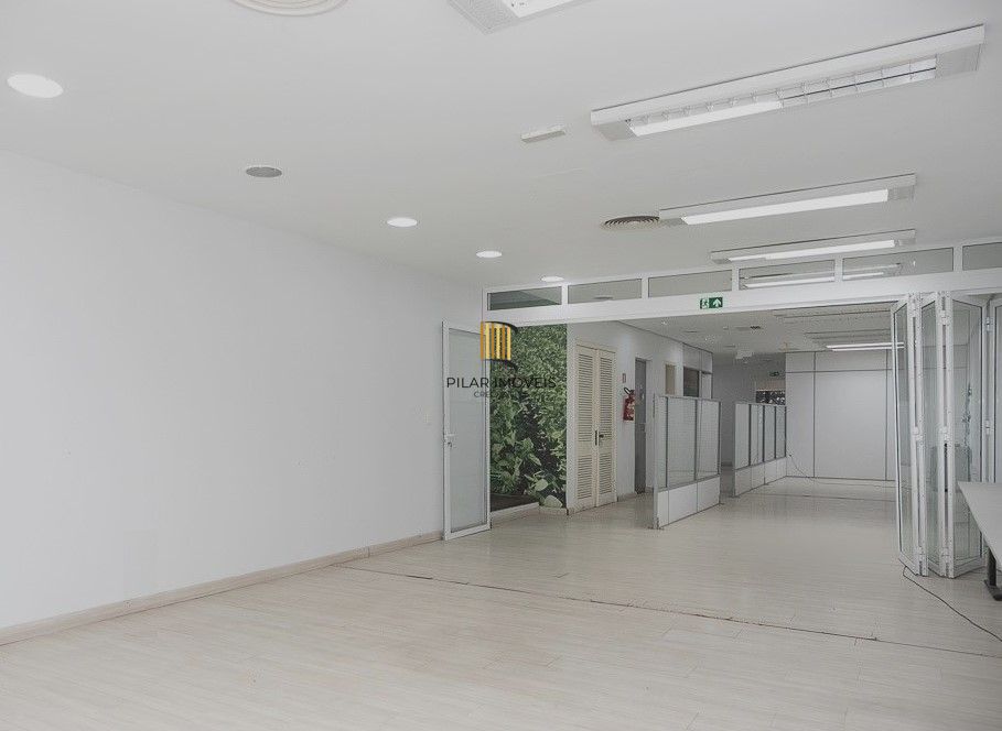 🏢 Prédio Comercial no bairro Auxiliadora — quase esquina com a Cristóvão Colombo!