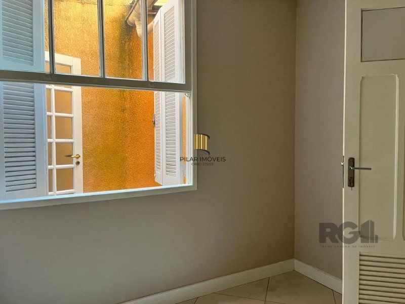 Apartamento para Venda - 57.4m², 2 dormitórios, Petrópolis