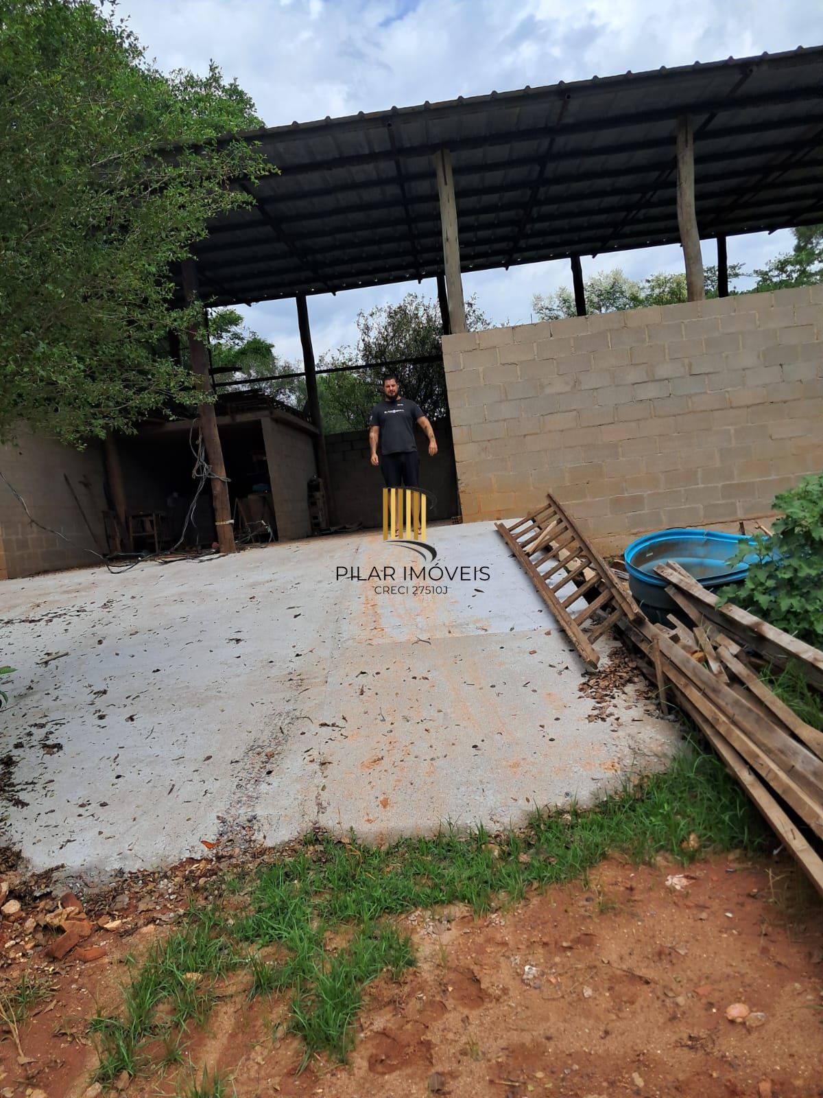 Sítio para Venda - 160m², 3 dormitórios, sendo 1 suites, Ilha Dos Marinheiros