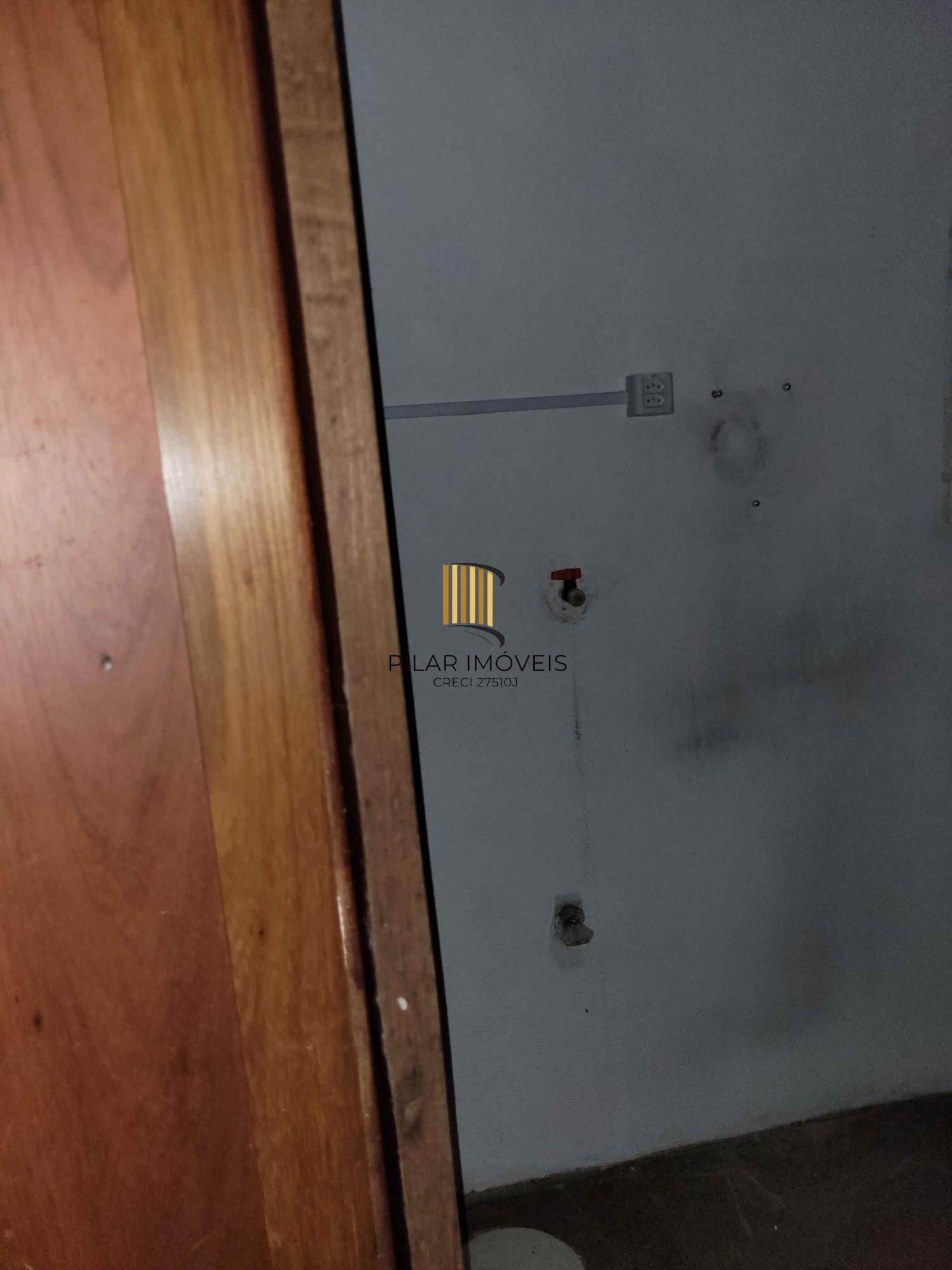 🏢 Conjunto de Salas Comerciais na barros cassal esquina Farrapos