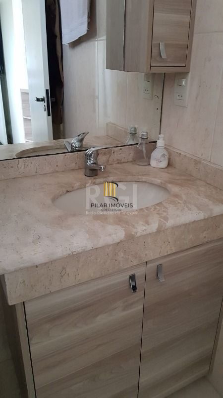 Apartamento para Venda - 82m², 3 dormitórios, sendo 1 suites, 2 vagas - Sarandí