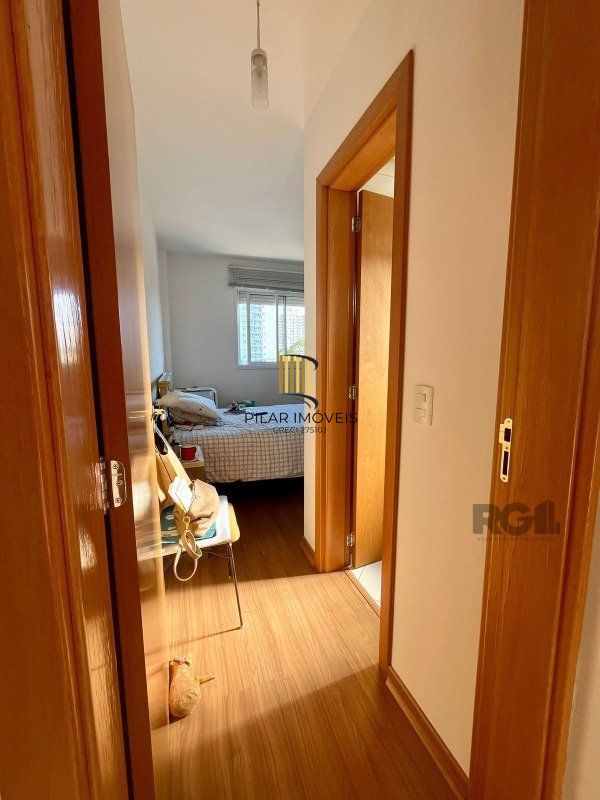 Apartamento para Venda - 58m², 2 dormitórios, sendo 1 suites, 2 vagas - Cristo Redentor