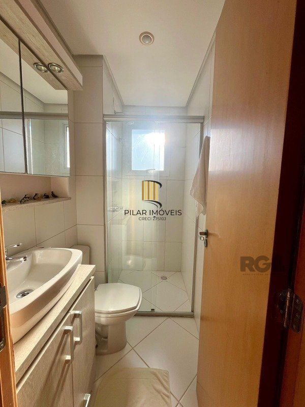 Apartamento para Venda - 58m², 2 dormitórios, sendo 1 suites, 2 vagas - Cristo Redentor