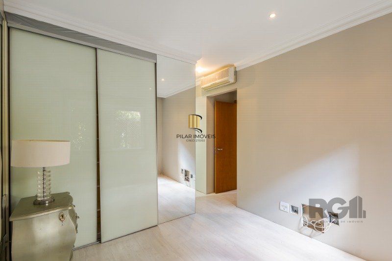 Apartamento 4 dormitórios no bairro Jardim Europa