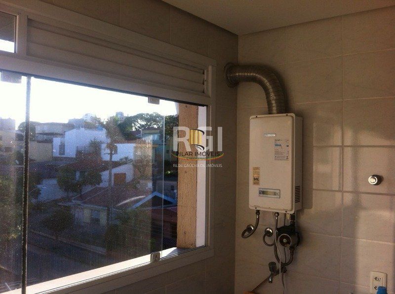 Apartamento para Venda - 84.59m², 2 dormitórios, 1 vaga - Sarandí