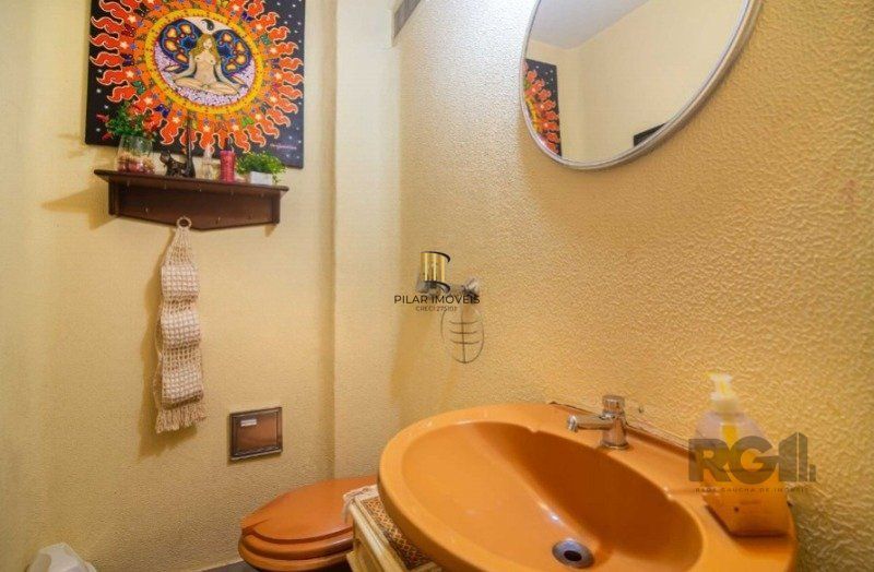 Excelente apartamento de 148m² com 3 dormitórios sendo 1 suíte e 2 vagas. 