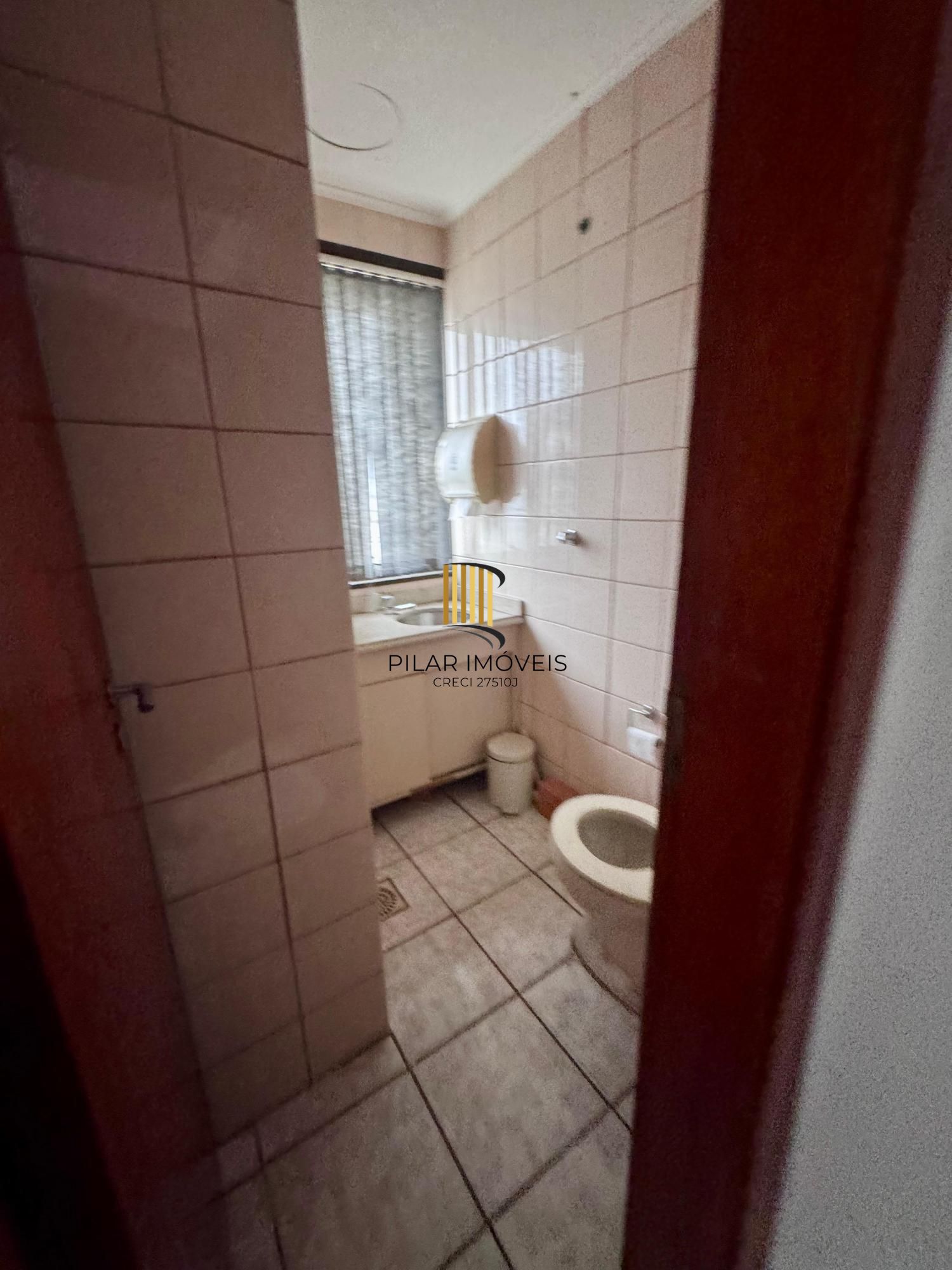 ✨ Sala Comercial à Venda – Rua João Telles, 524 | 9º andar – Bom Fim