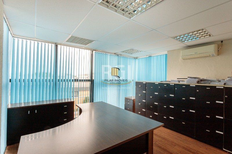 Predio para Venda - 1024m², 0 dormitórios, 9 vagas - São João