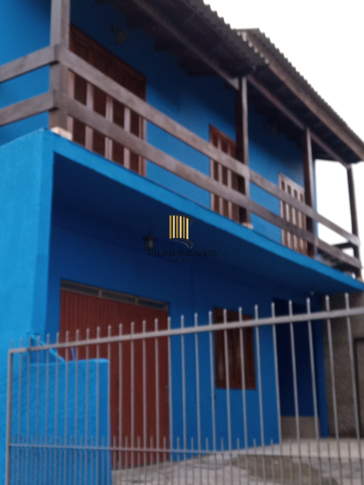 Excelente terreno de esquina com dois prédios (comercial e residencial)