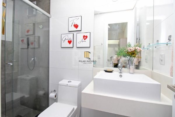 Casa Condominio em Porto Alegre, no bairro Hípica, com 3 dormitório(s), e 3 banheiros, à venda.