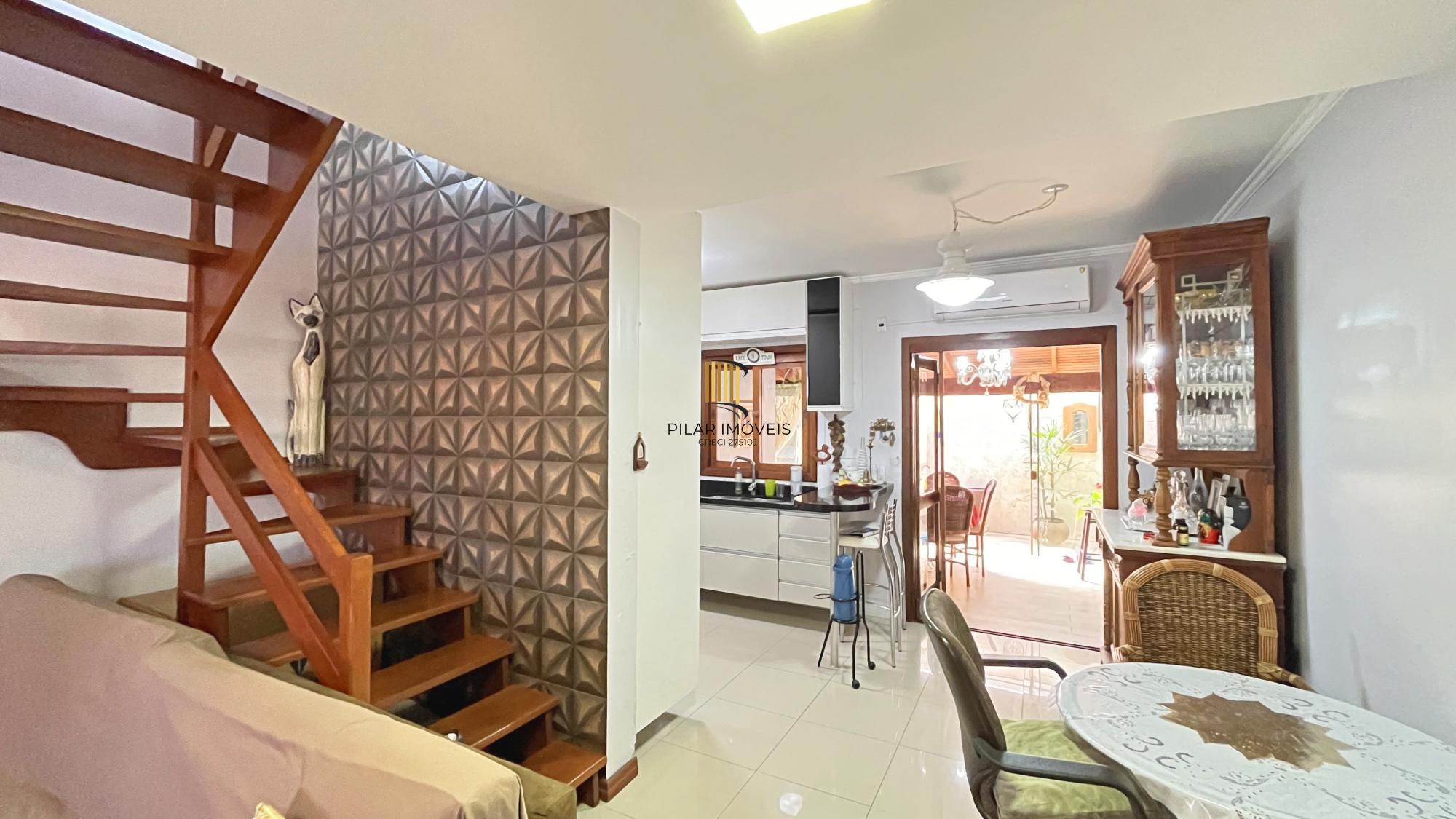Casa de Condomínio 3 dormitórios no bairro Aberta dos Morros