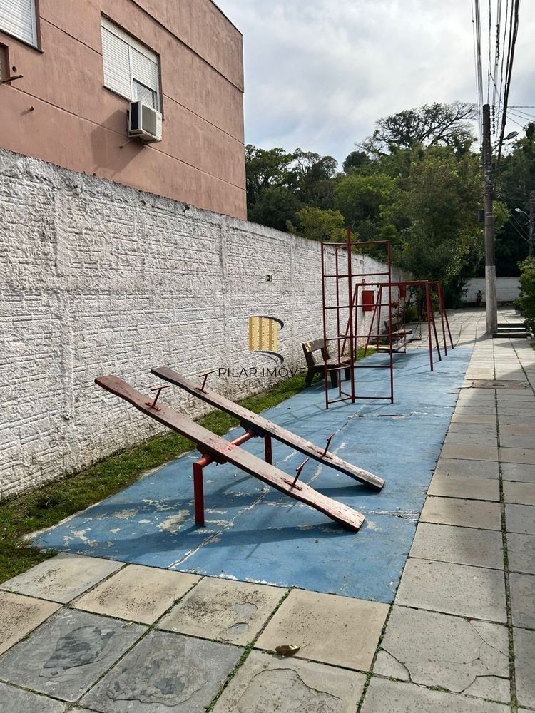 Casa de Condomínio 1 dormitório no bairro Guarujá