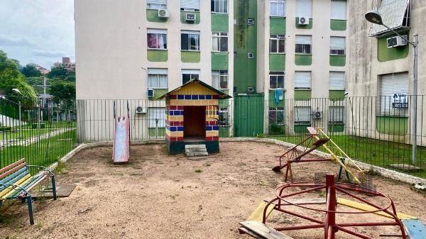 Apartamento em Porto Alegre, no bairro Vila Nova, com 1 dormitório(s), e 1 banheiros, à venda.