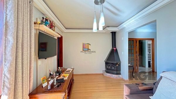 Casa Condominio em Porto Alegre, no bairro Santa Tereza, com 3 dormitório(s), e 3 banheiros, à venda.