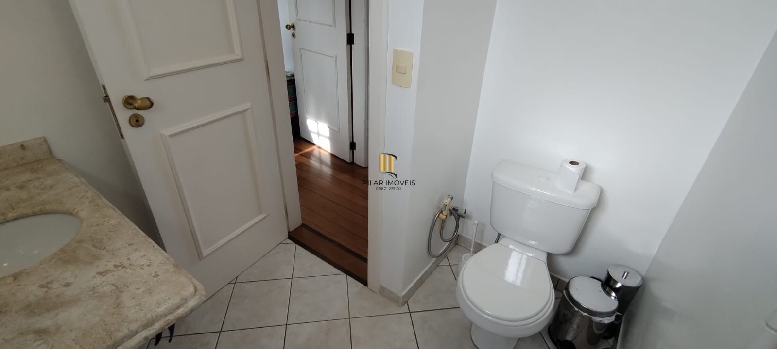 Casa de Condomínio 3 dormitórios no bairro Vila Nova