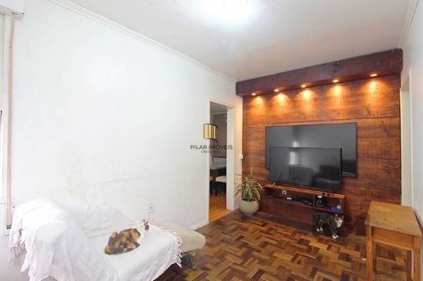 Casa em Porto Alegre, no bairro Cavalhada, com 4 dormitório(s), e 4 banheiros, à venda.