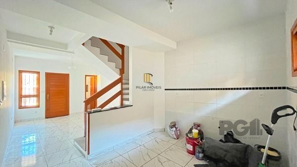 Casa para Venda - 79m², 2 dormitórios, sendo 2 suites, 2 vagas - Portal do Guarujá