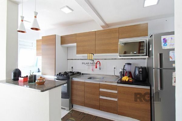 Casa 3 dormitórios no bairro Hípica