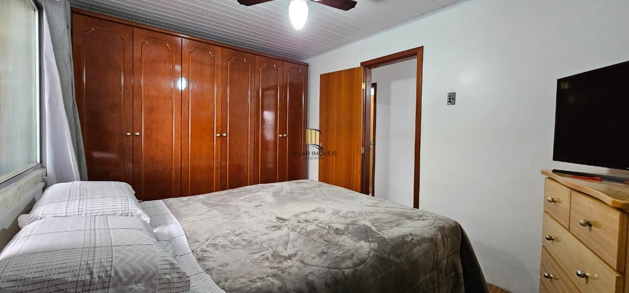 casa terrea 02 dormitorios  opção para 3 - bairro Restinga