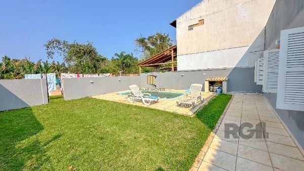 Casa para Venda - 137m², 3 dormitórios, sendo 1 suites, 3 vagas - Imperial Parque