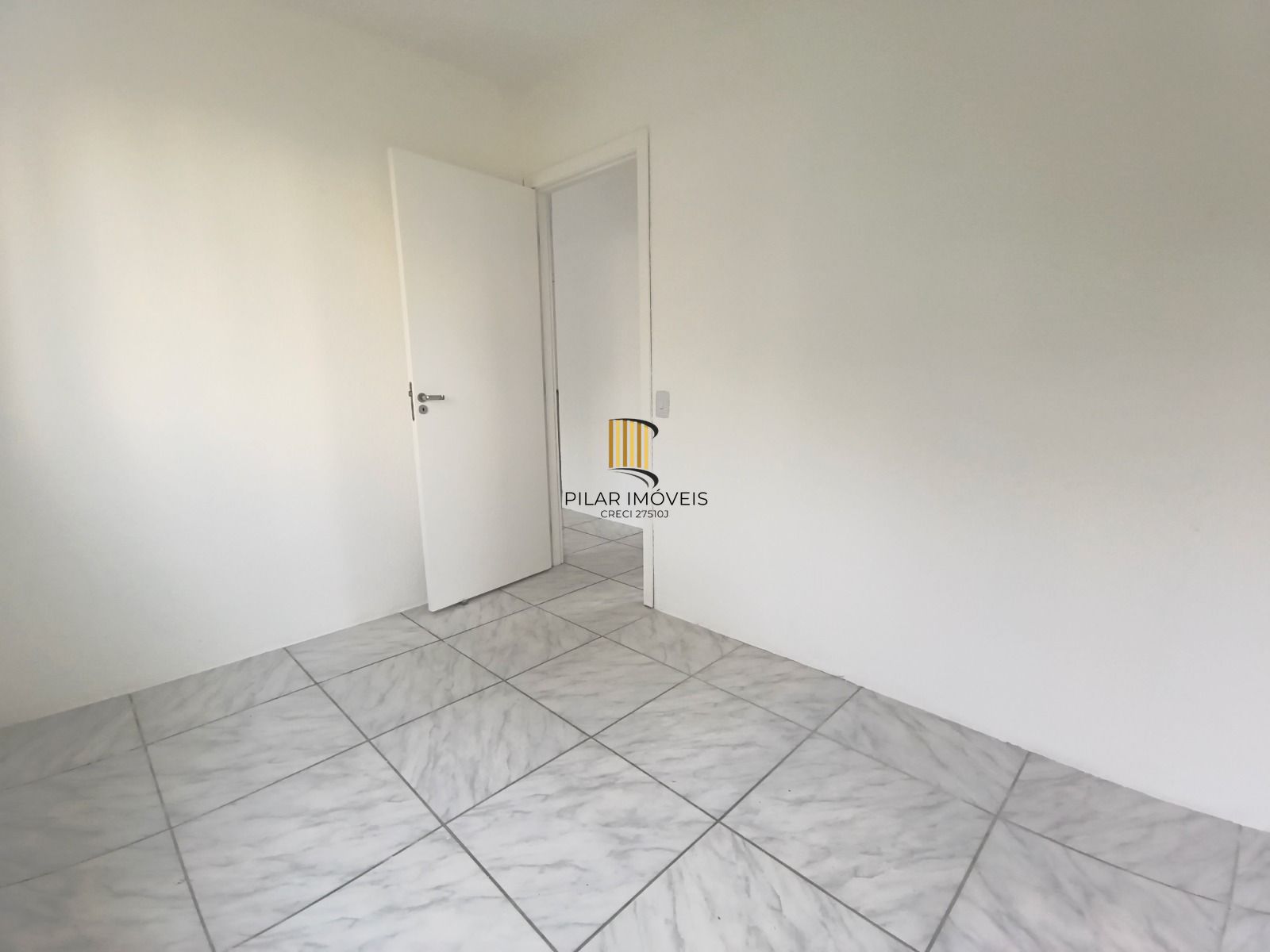 Apartamento 2 dormitórios no bairro Cavalhada