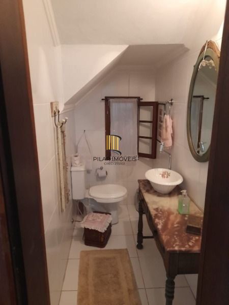 Casa 3 dormitórios no bairro Ipanema