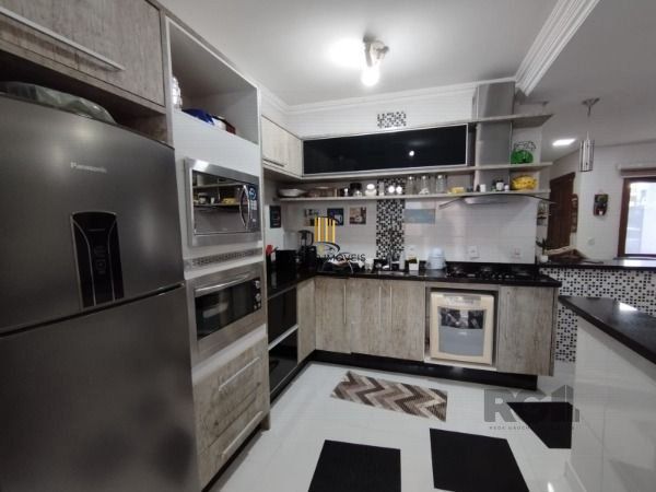 Casa 3 dormitórios no bairro Aberta dos Morros