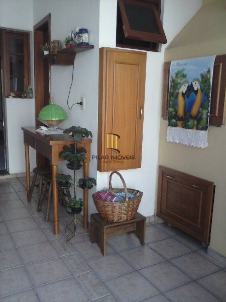 Casa Condominio para Venda - 239.71m², 3 dormitórios, sendo 1 suites, 2 vagas - Cavalhada