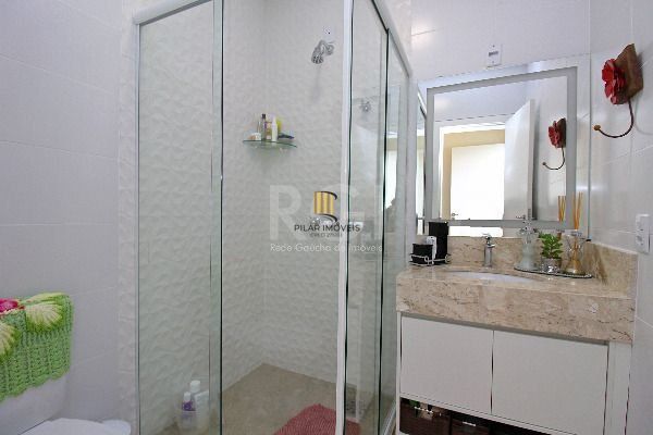 Casa para Venda - 107m², 0 dormitórios, sendo 2 suites, 1 vaga - Hípica