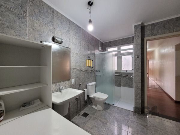 Casa Condominio em Porto Alegre, no bairro Hípica, com 3 dormitório(s), e 3 banheiros, à venda.