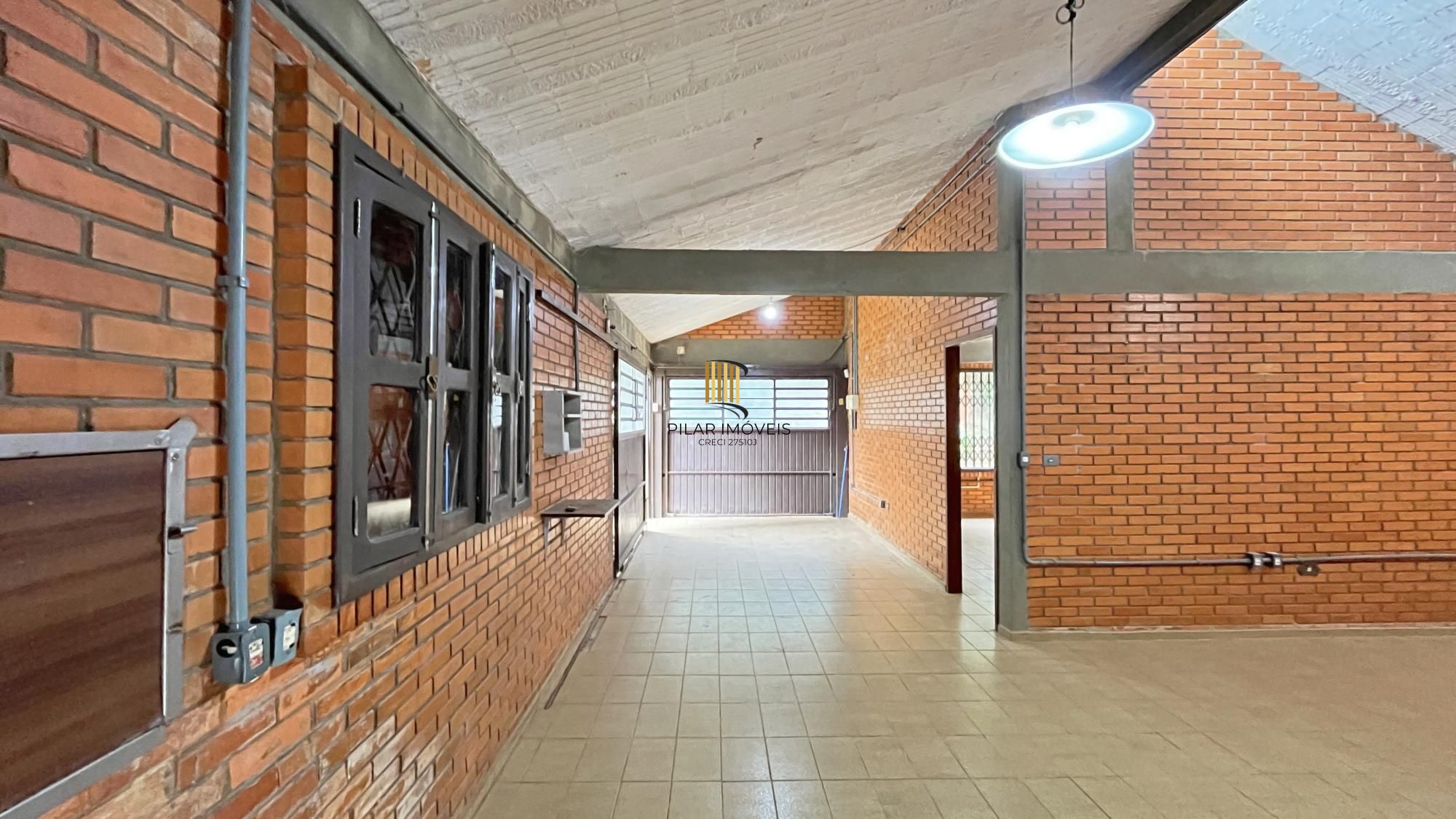 Casa 1 dormitório no bairro Hípica