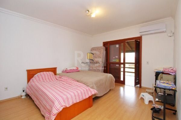Casa para Venda - 359.89m², 5 dormitórios, sendo 3 suites, Espirito Santo