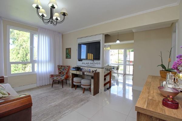 Casa Condominio em Porto Alegre, no bairro Ipanema, com 2 dormitório(s), e 2 banheiros, à venda.