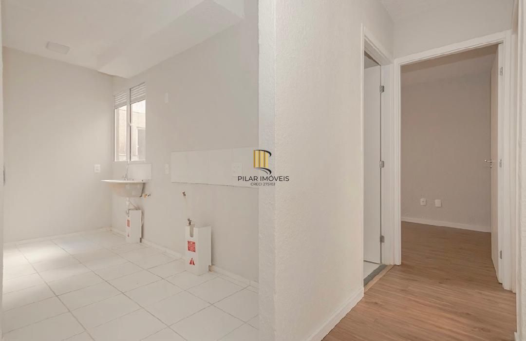 Ótimo apto térreo com 2 dormitórios com vaga de estacionamento