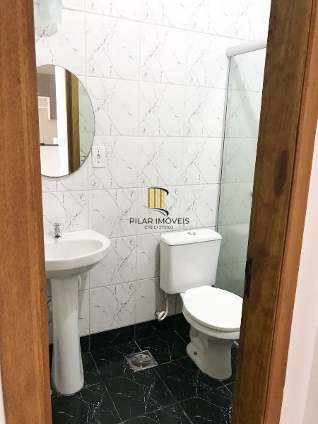 Casa para Venda - 66m², 2 dormitórios, 2 vagas - Hípica