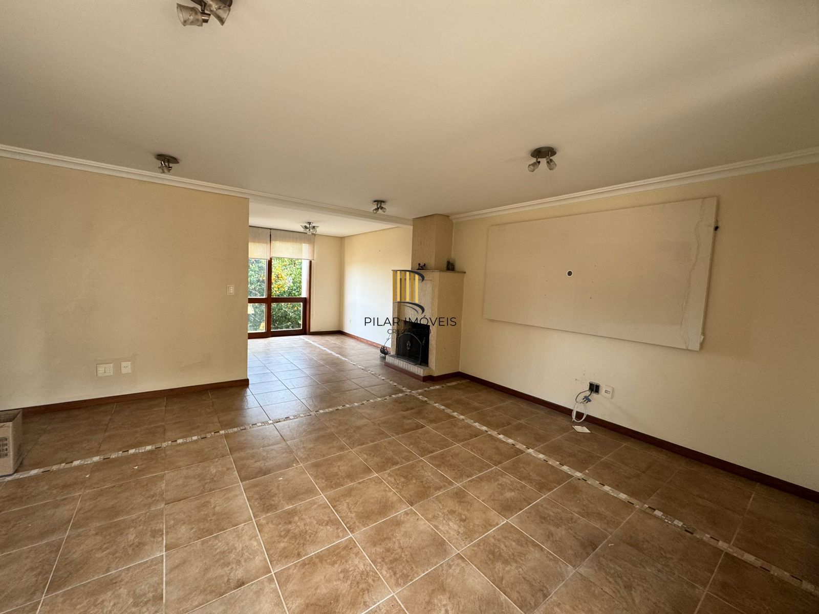 Casa em Condomínio no Jardim Isabel com 270m², 3 dormitórios, 4 vagas
